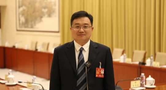 解决大学生就业结构性矛盾“痛点”